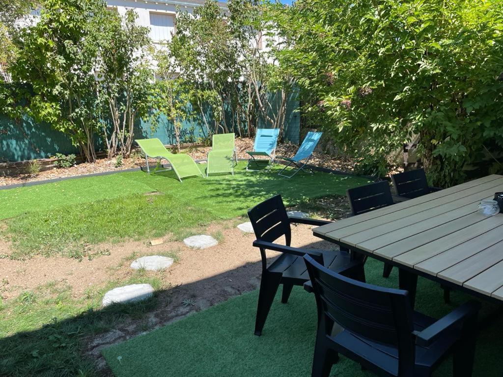 Belle Maison 12P 6 Couchages Tours Centre Avec Jardin Luaran gambar